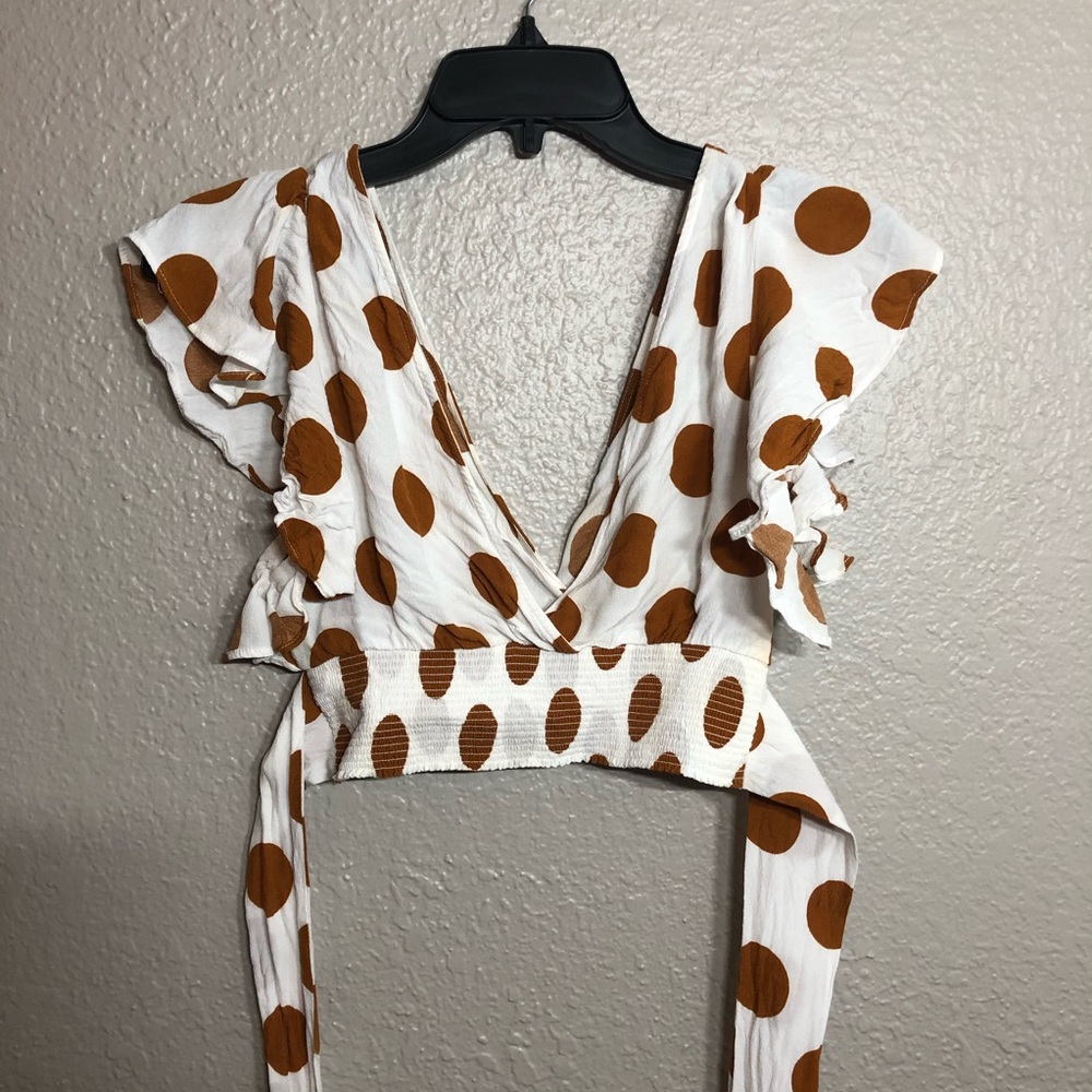 V-neck cropped top size small